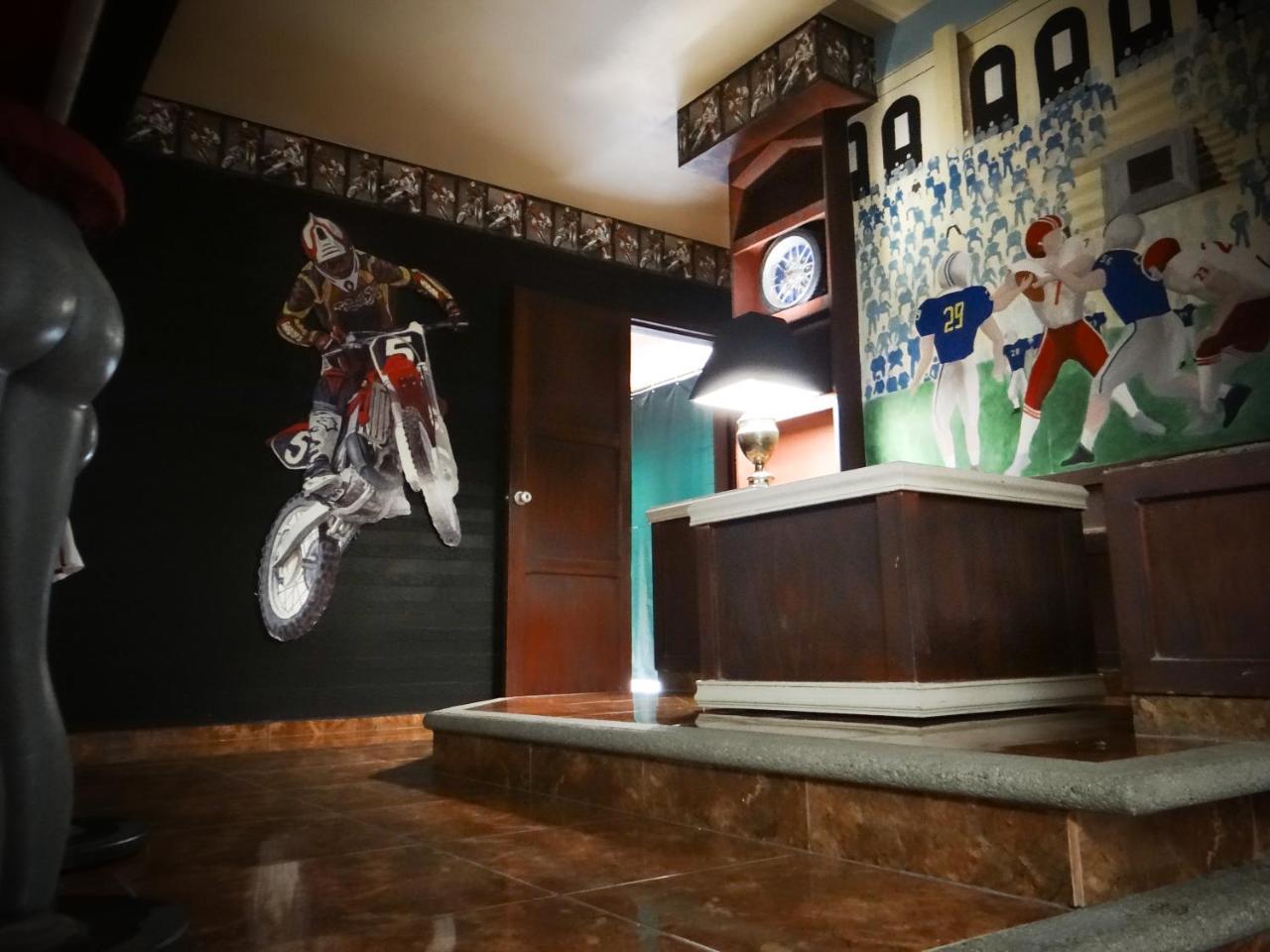 Silmar Hotel/motel